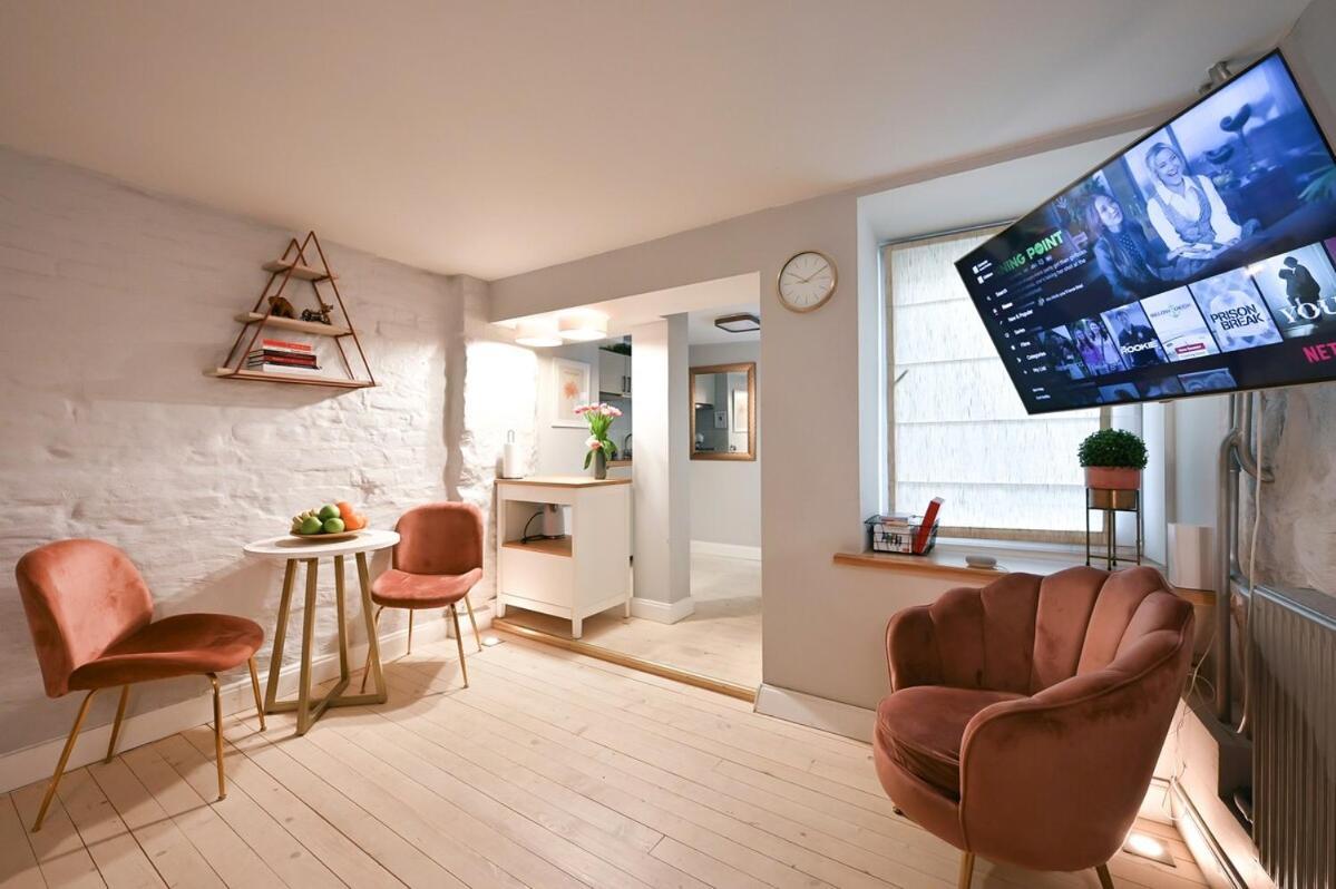 Appartement Heart Of Old Town - Walk To Everything!